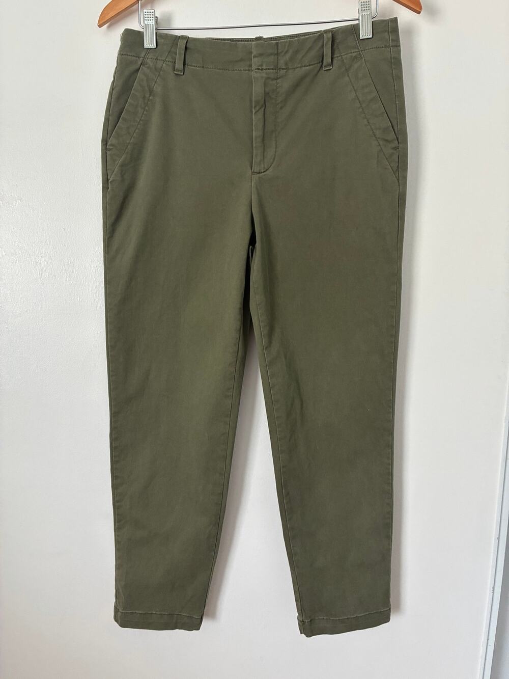 Banana Republic Olive Green Slim Fit Authentic Chino Pants Size 6